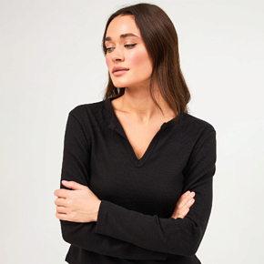 Long-Sleeve T-Shirt Wear me