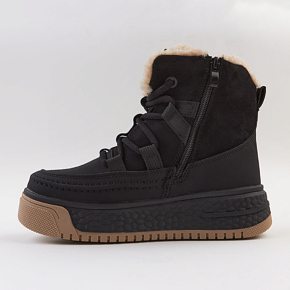 Boots Clibee