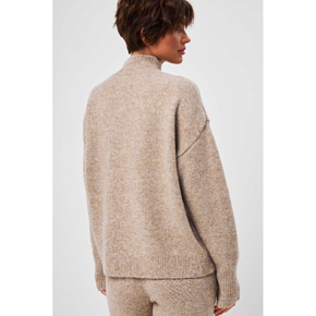 Светр Wear me жіночий