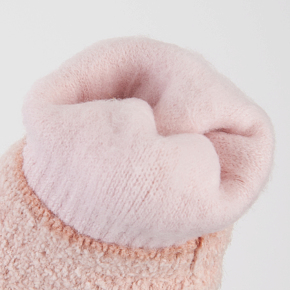 Gloves Crown