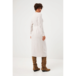 The dress is insulated Wear me