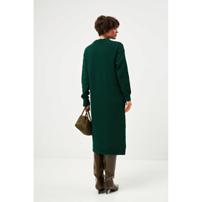 The dress is insulated Wear me