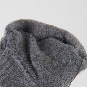Gloves Crown