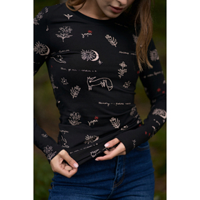 Long-Sleeve T-Shirt Wear me