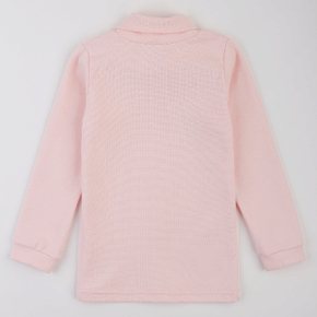 The turtleneck is insulated Lyalya