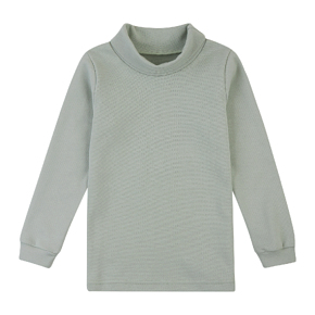 The turtleneck is insulated Lyalya